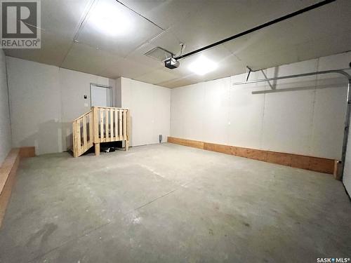 10 Aspen Place, Humboldt, SK - Indoor Photo Showing Garage