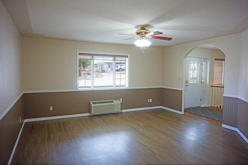 1316 Falls Street, Nelson, BC - Indoor Photo Showing Other Room