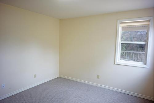 1316 Falls Street, Nelson, BC - Indoor Photo Showing Other Room