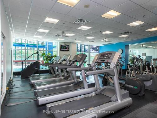 708-S/T-99 Harbour Sq, Toronto, ON - Indoor Photo Showing Gym Room