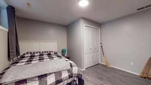 2918 Westview Road, Cranbrook, BC - Indoor Photo Showing Bedroom