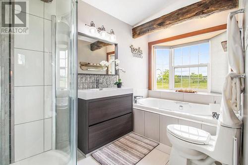 Luxurious ensuite Bath - 342 Mountainview Road, Arnprior, ON - Indoor Photo Showing Bathroom