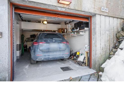 Garage - 4040 Ch. De Trafalgar, Montréal (Ville-Marie), QC - Indoor Photo Showing Garage