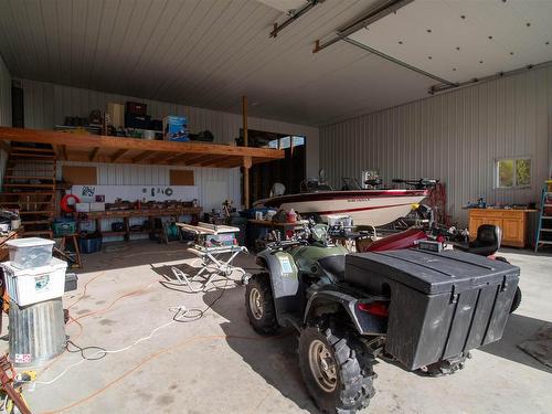 20 Dubois Road N, Sioux Narrows, ON - Indoor Photo Showing Garage