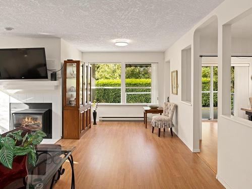 3468 Arbutus Dr South, Cobble Hill, BC - Indoor With Fireplace