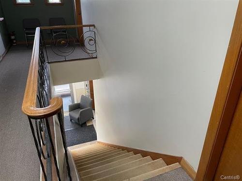 Staircase - 573 5E Rue, Shawinigan, QC - Indoor Photo Showing Other Room