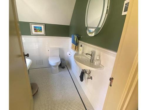 903 Humboldt St, Victoria, BC - Indoor Photo Showing Bathroom