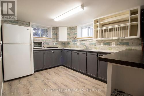 265 Andrew St, Shelburne, ON - Indoor Photo Showing Kitchen