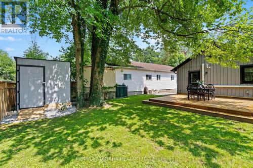 323 Oxford Ave, Fort Erie, ON - Outdoor With Deck Patio Veranda