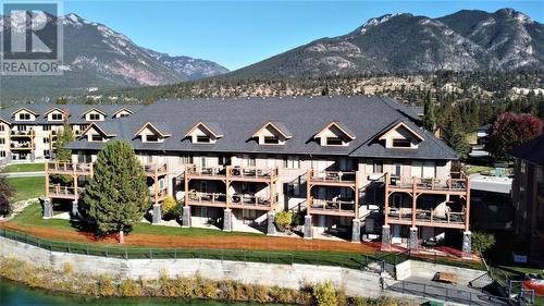 600 Bighorn Boulevard Unit# 614 B, Radium Hot Springs, BC - Outdoor With Body Of Water