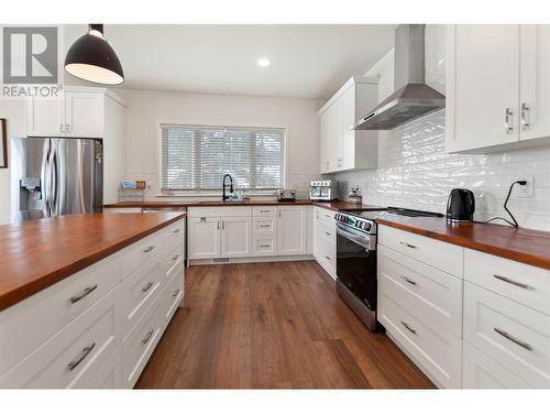 318 Hidden Valley Road, Princeton, BC - Indoor Photo Showing Kitchen With Upgraded Kitchen