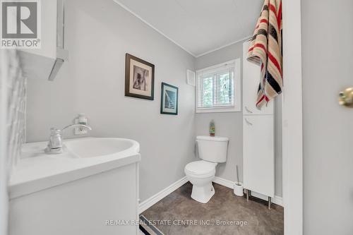 #17 -580 Beaver Creek Rd, Waterloo, ON - Indoor Photo Showing Bathroom