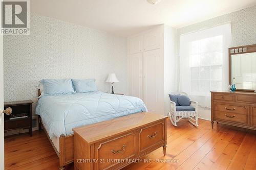 1281 7Th Line, Smith-Ennismore-Lakefield, ON - Indoor Photo Showing Bedroom