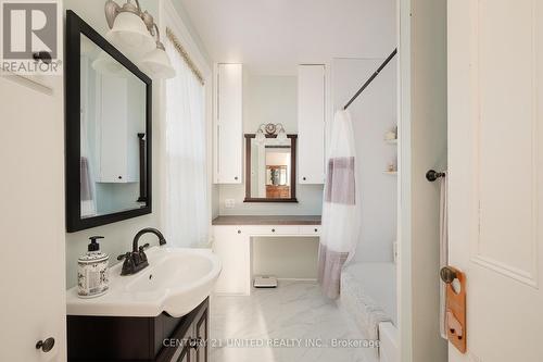 1281 7Th Line, Smith-Ennismore-Lakefield, ON - Indoor Photo Showing Bathroom
