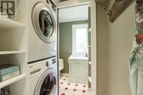 6611 Frederick St, Burlington, ON - Indoor Photo Showing Laundry Room