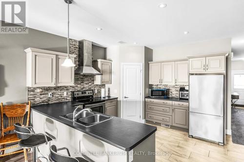 10 Crispin Street, Brighton, ON - Indoor Photo Showing Kitchen With Stainless Steel Kitchen With Double Sink With Upgraded Kitchen