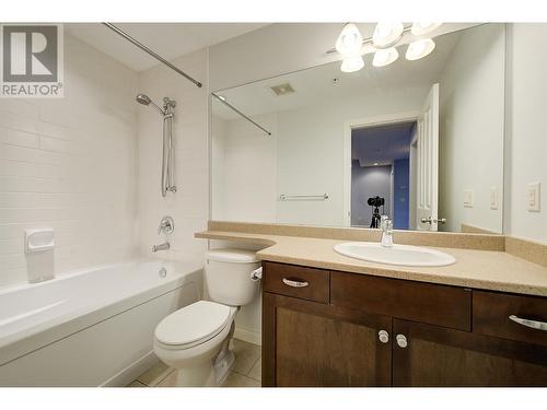 3833 Brown Road Unit# 1208, West Kelowna, BC - Indoor Photo Showing Bathroom
