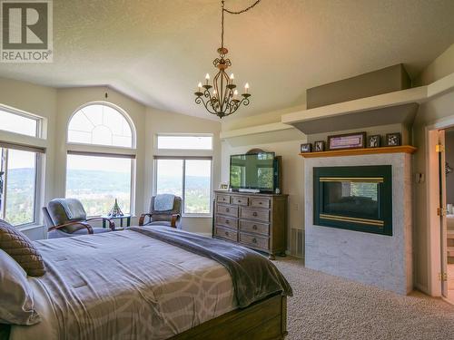 515 Panorama Ridge, Quesnel, BC - Indoor Photo Showing Bedroom