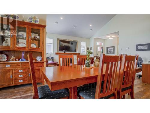 2450 Radio Tower Road Unit# 007, Oliver, BC - Indoor Photo Showing Dining Room