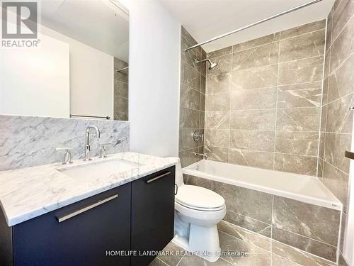 1201 - 3 Gloucester Street, Toronto, ON - Indoor Photo Showing Bathroom