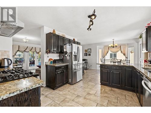 3344 Sundance Drive, West Kelowna, BC - Indoor Photo Showing Kitchen With Upgraded Kitchen