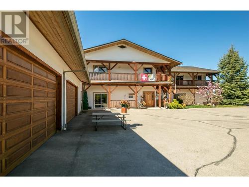 2190 30 Street Ne, Salmon Arm, BC - Outdoor