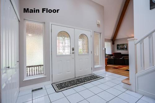6360 Sunshine Drive, Nelson, BC - Indoor Photo Showing Other Room