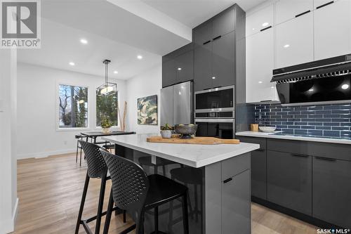 928 Temperance Street, Saskatoon, SK - Indoor Photo Showing Kitchen With Upgraded Kitchen