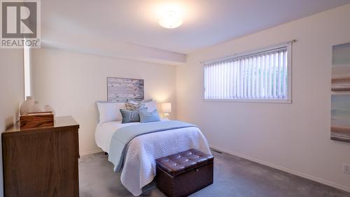 1634 Carmi Avenue Unit# 120, Penticton, BC - Indoor Photo Showing Bedroom