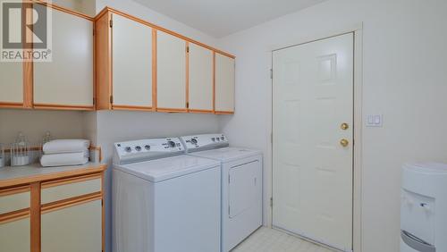 1634 Carmi Avenue Unit# 120, Penticton, BC - Indoor Photo Showing Laundry Room