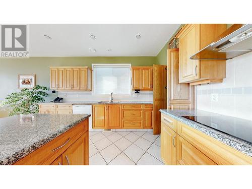 11700 Quail Ridge Place, Osoyoos, BC - Indoor Photo Showing Kitchen