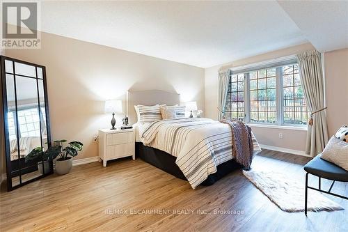 #A103 -216 Plains Rd, Burlington, ON - Indoor Photo Showing Bedroom