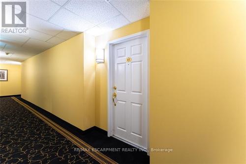 A103 - 216 Plains Road, Burlington, ON - Indoor Photo Showing Other Room