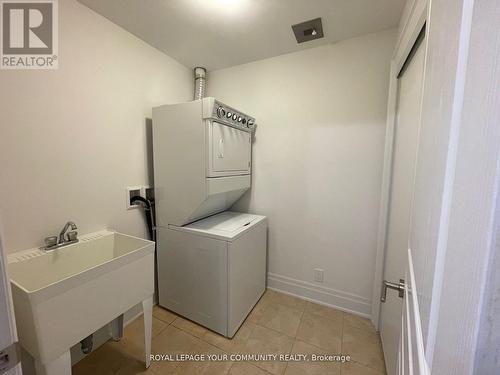 ## 414 -35 Baker Hill Blvd, Whitchurch-Stouffville, ON - Indoor Photo Showing Laundry Room