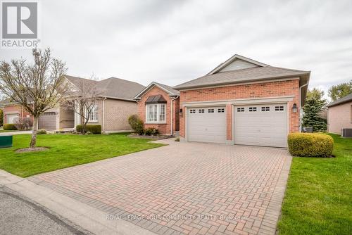 14 Long Stan, Whitchurch-Stouffville, ON - Outdoor With Facade