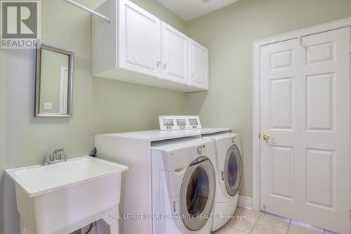 14 Long Stan, Whitchurch-Stouffville, ON - Indoor Photo Showing Laundry Room
