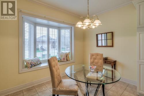 14 Long Stan, Whitchurch-Stouffville, ON - Indoor Photo Showing Dining Room