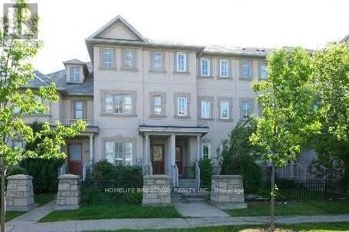 9091 Yonge Street, Richmond Hill, ON - Outdoor With Facade