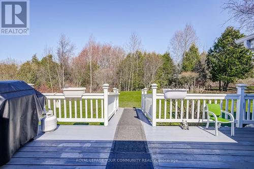 22 Kelsey Cres, Georgina, ON - Outdoor With Deck Patio Veranda