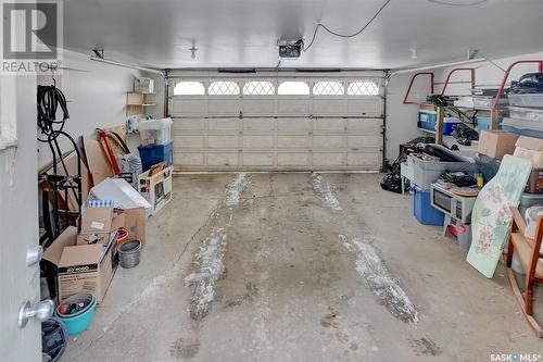 1073 2Nd Avenue Nw, Moose Jaw, SK - Indoor Photo Showing Garage
