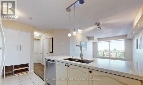 #517 -890 Sheppard Ave W, Toronto, ON - Indoor Photo Showing Kitchen With Double Sink