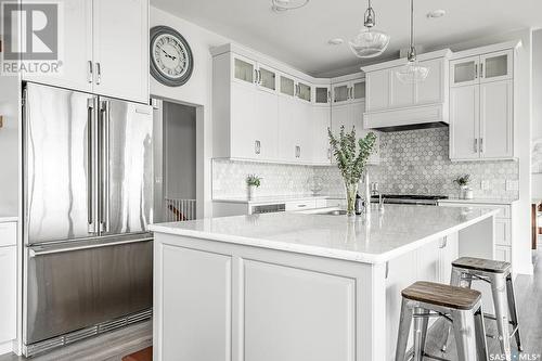823 Braeside View, Saskatoon, SK - Indoor Photo Showing Kitchen With Upgraded Kitchen