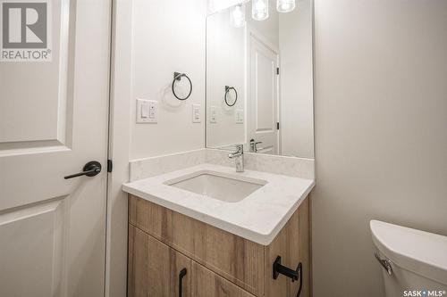 202 170 Mirond Road, Martensville, SK - Indoor Photo Showing Bathroom