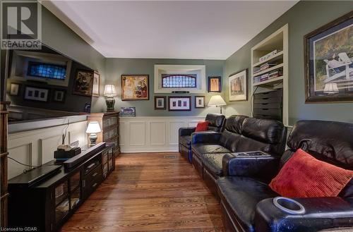 13233 Fifth Line, Milton, ON - Indoor Photo Showing Living Room