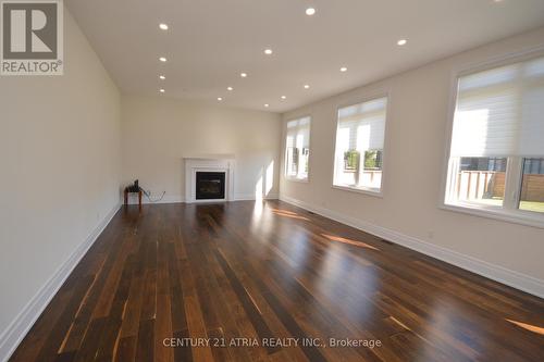 19 Mumberson Street, Innisfil, ON - Indoor With Fireplace