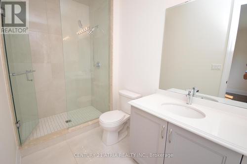 19 Mumberson St, Innisfil, ON - Indoor Photo Showing Bathroom