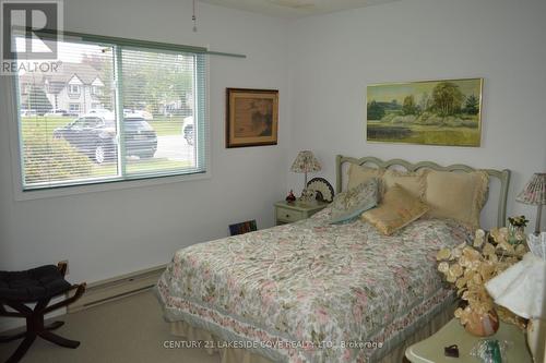 8 - 21 Laguna Parkway, Ramara, ON - Indoor Photo Showing Bedroom