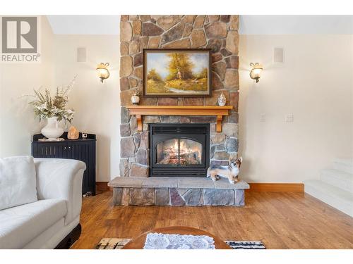 3328 Roncastle Road, Blind Bay, BC - Indoor Photo Showing Living Room With Fireplace
