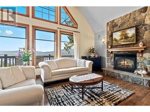 3328 Roncastle Road, Blind Bay, BC - Indoor Photo Showing Living Room With Fireplace