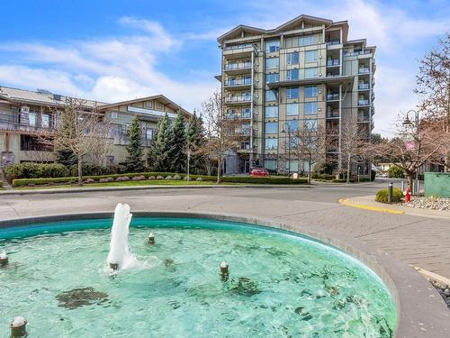 201-194 Beachside Dr, Parksville, BC - Outdoor With In Ground Pool